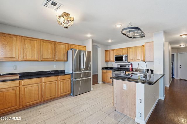 462 W COLT Road, Tempe, AZ 85284