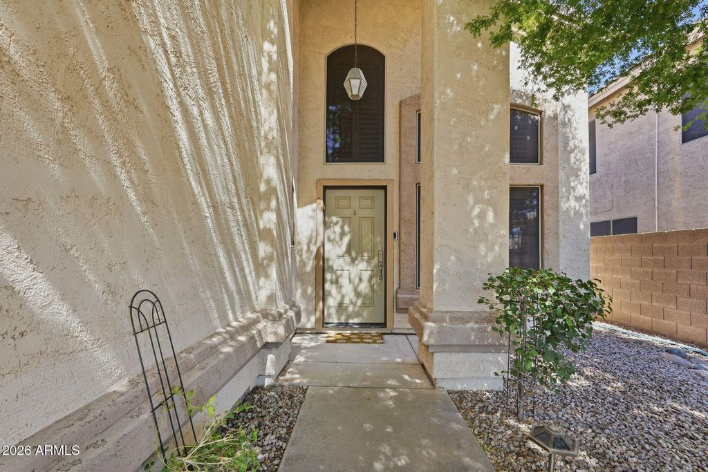 462 W COLT Road, Tempe, AZ 85284 — photo 2