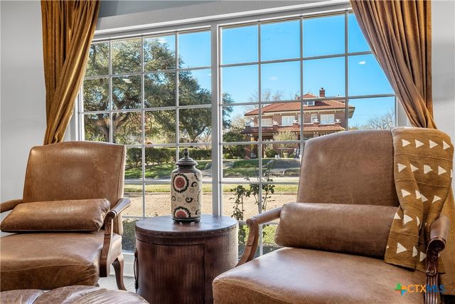 1317 N 9th Street, Temple, TX 76501