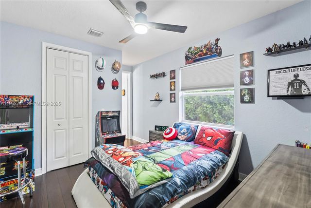 8346 SW 51st St, Davie, FL 33328