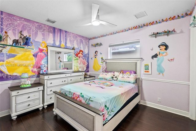 8346 SW 51st St, Davie, FL 33328