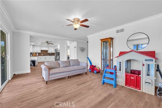 1716 Greenview Avenue, Corona, CA 92878