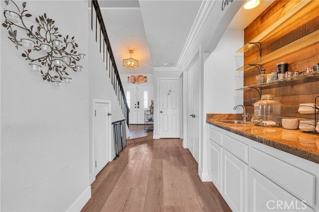 1716 Greenview Avenue, Corona, CA 92878