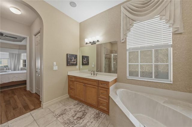 9149 Leatherwood LOOP, Lehigh Acres, FL 33936