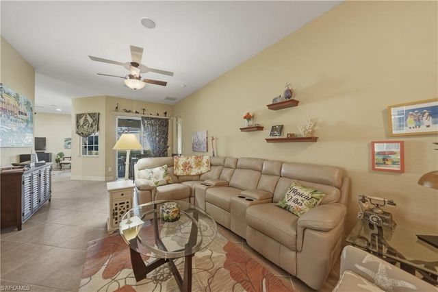 9149 Leatherwood LOOP, Lehigh Acres, FL 33936