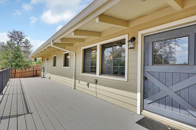 13633 Brass Cir, Grass Valley, CA 95949
