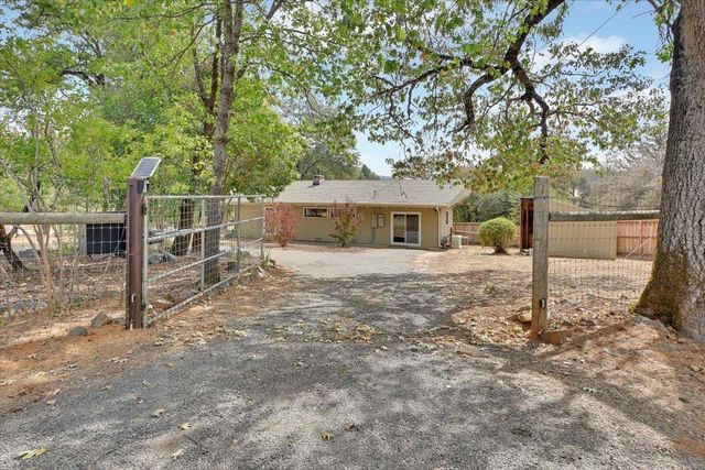 13633 Brass Cir, Grass Valley, CA 95949