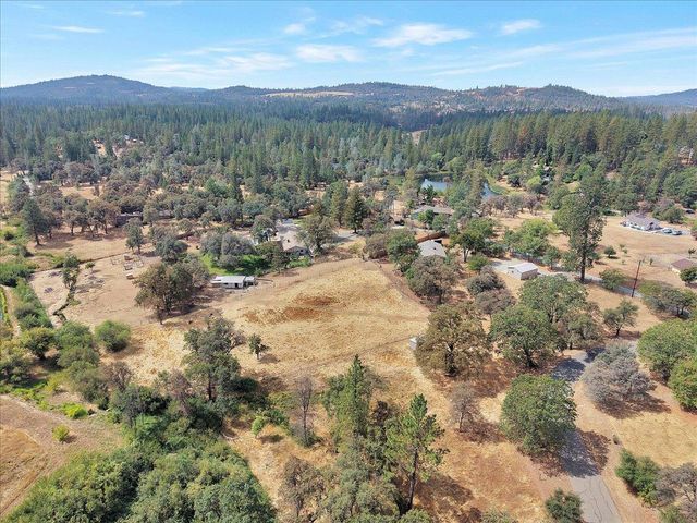 13633 Brass Cir, Grass Valley, CA 95949