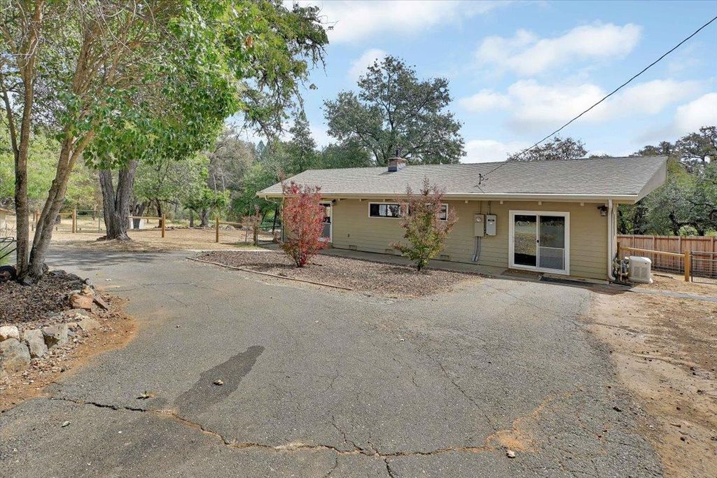13633 Brass Cir, Grass Valley, CA 95949