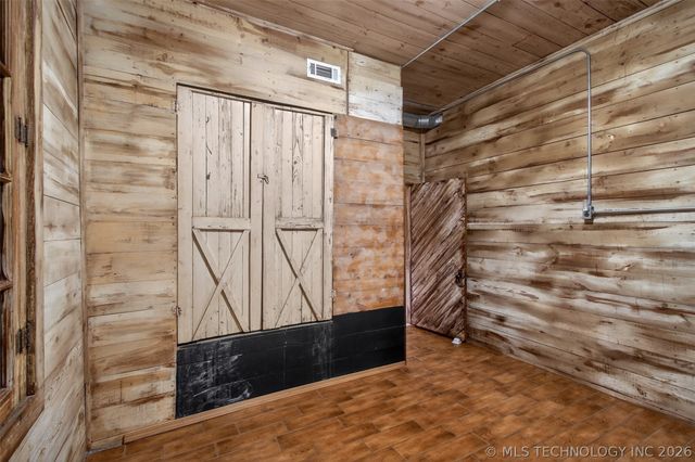 19104 S 4250 Road, Claremore, OK 74019