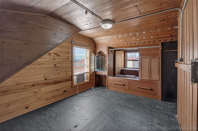 19104 S 4250 Road, Claremore, OK 74019