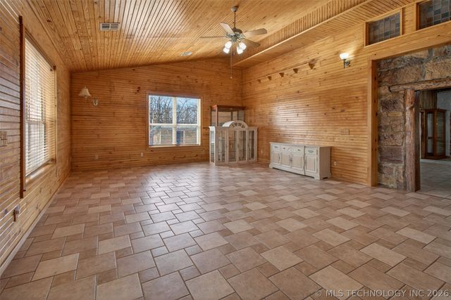 19104 S 4250 Road, Claremore, OK 74019