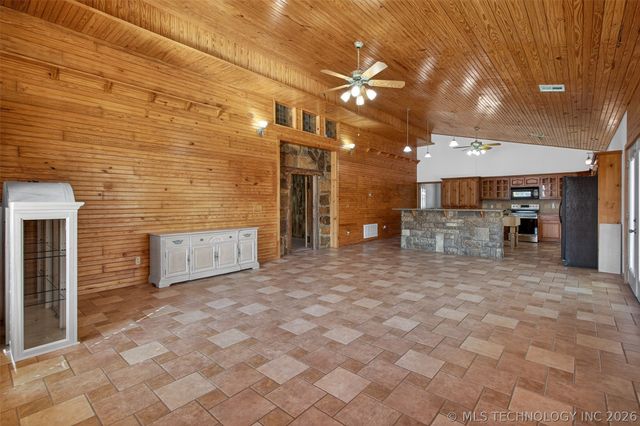 19104 S 4250 Road, Claremore, OK 74019