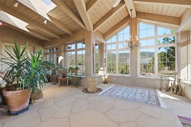 41 Heather Lane, Santa Fe, NM 87506
