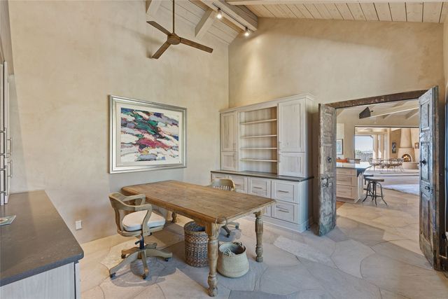 41 Heather Lane, Santa Fe, NM 87506