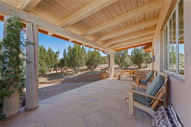 41 Heather Lane, Santa Fe, NM 87506