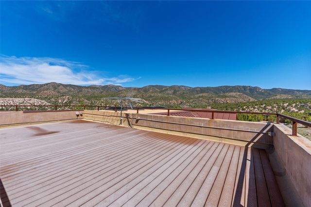 41 Heather Lane, Santa Fe, NM 87506