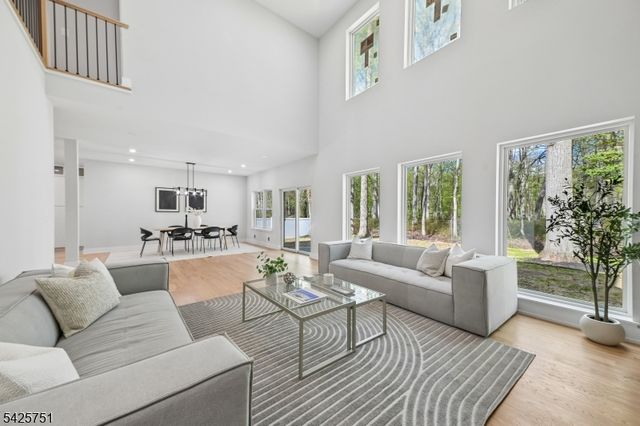 136 Irwin St, Springfield Twp., NJ 07081