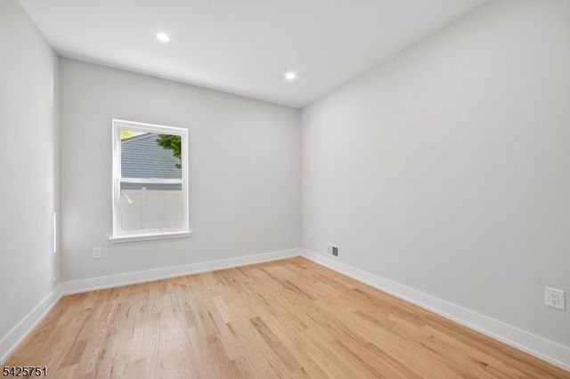 136 Irwin St, Springfield Twp., NJ 07081