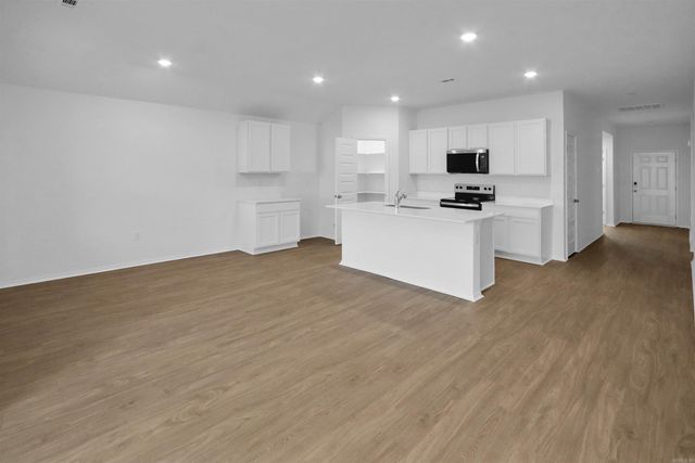 117 E Sunbelt Court, Mayflower, AR 72106