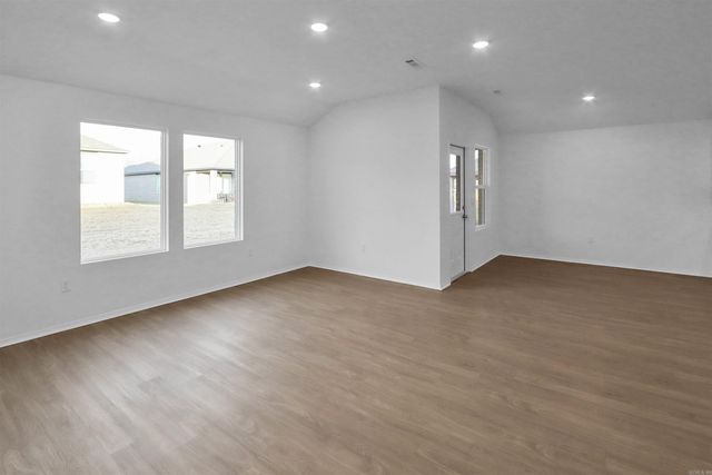 117 E Sunbelt Court, Mayflower, AR 72106