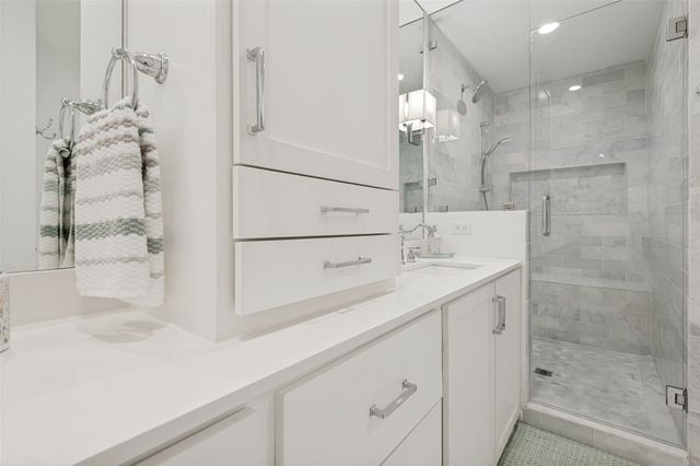 4230 Royal Ridge Drive, Dallas, TX 75229