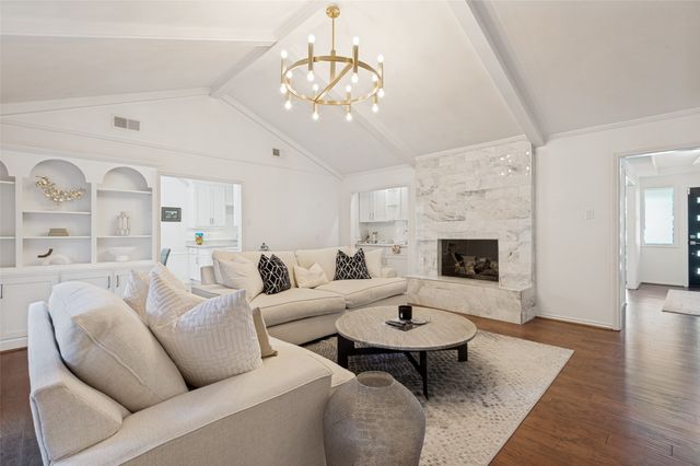 4230 Royal Ridge Drive, Dallas, TX 75229
