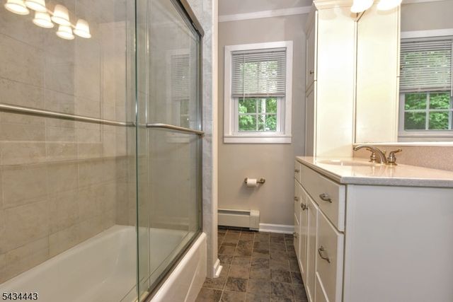 40 Poplar Grove Ter, West Milford Twp., NJ 07480