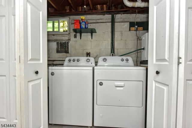 40 Poplar Grove Ter, West Milford Twp., NJ 07480