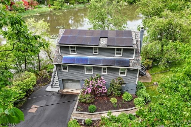 40 Poplar Grove Ter, West Milford Twp., NJ 07480