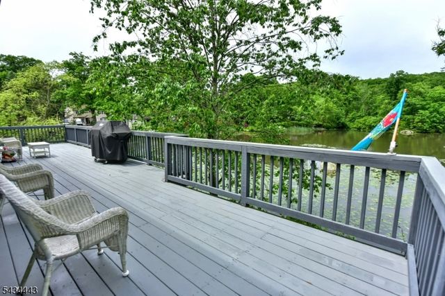 40 Poplar Grove Ter, West Milford Twp., NJ 07480