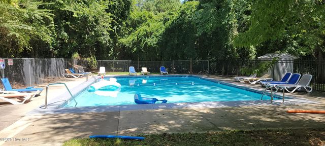 506 N Greensboro Street Apt 35, Carrboro, NC 27510