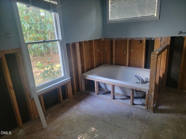 115 Weatherhill Point, Carrboro, NC 27510