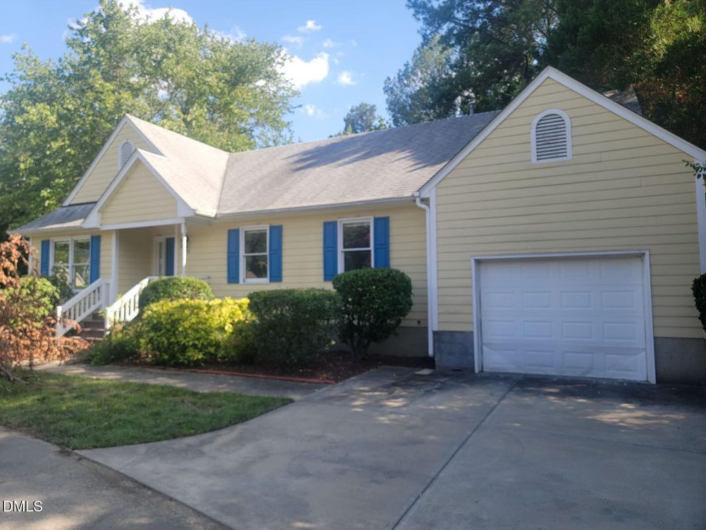 115 Weatherhill Point, Carrboro, NC 27510