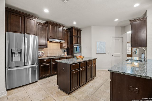 1706 Nightshade, San Antonio, TX 78260