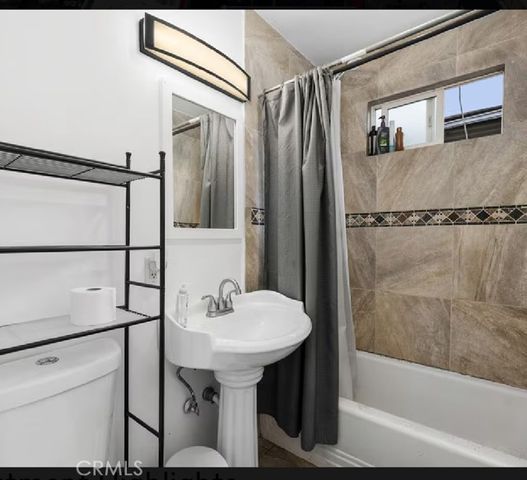 9819 S S. Normandie, Los Angeles, CA 90044