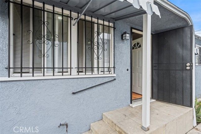 9819 S S. Normandie, Los Angeles, CA 90044