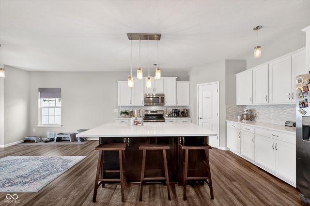 1750 Devonshire Avenue, Avon, IN 46123