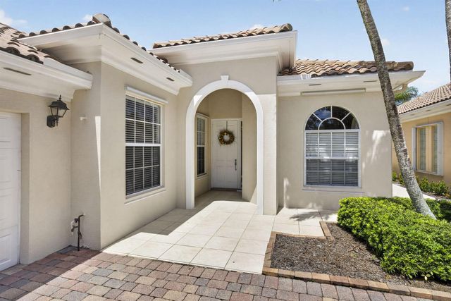 8704 Oldham Way, Palm Beach Gardens, FL 33412