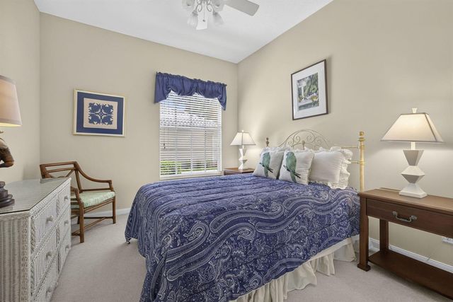 8704 Oldham Way, Palm Beach Gardens, FL 33412