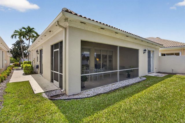 8704 Oldham Way, Palm Beach Gardens, FL 33412