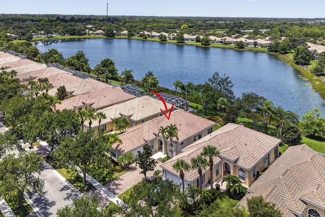 8704 Oldham Way, Palm Beach Gardens, FL 33412