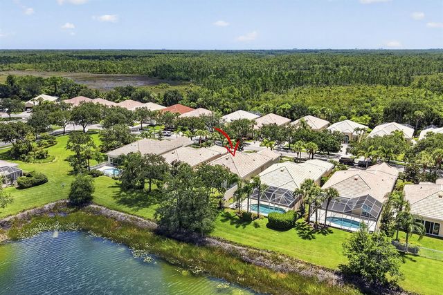 8704 Oldham Way, Palm Beach Gardens, FL 33412