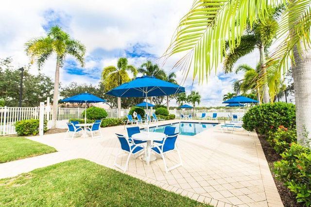 8704 Oldham Way, Palm Beach Gardens, FL 33412