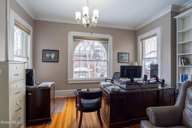 48 Union Ave 3, Saratoga Springs, NY 12866