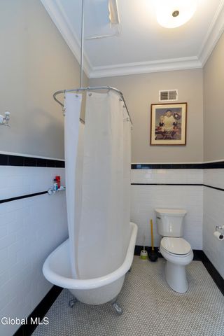 48 Union Ave 3, Saratoga Springs, NY 12866