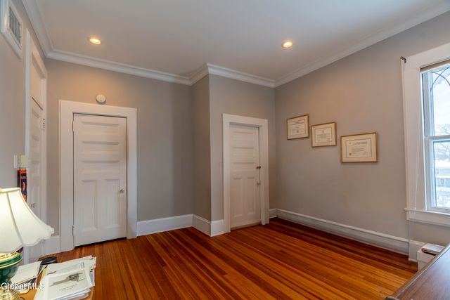 48 Union Ave 3, Saratoga Springs, NY 12866