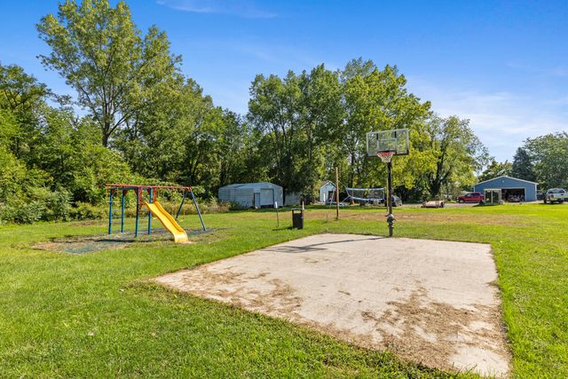 8787 Country View Drive Nw, Alpine Twp, MI 49345