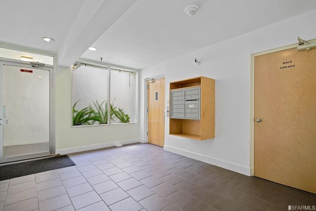 470 Collingwood Street 2, San Francisco, CA 94114