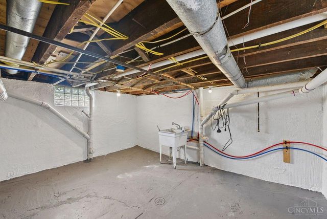 4903 Roanoke Street, Cincinnati, OH 45227